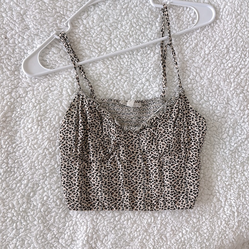 Leopard crop top
